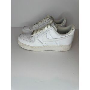 Nike Air Force 1 Low Triple White Womens 6.5 DD8959-100 AF1 Sneakers
